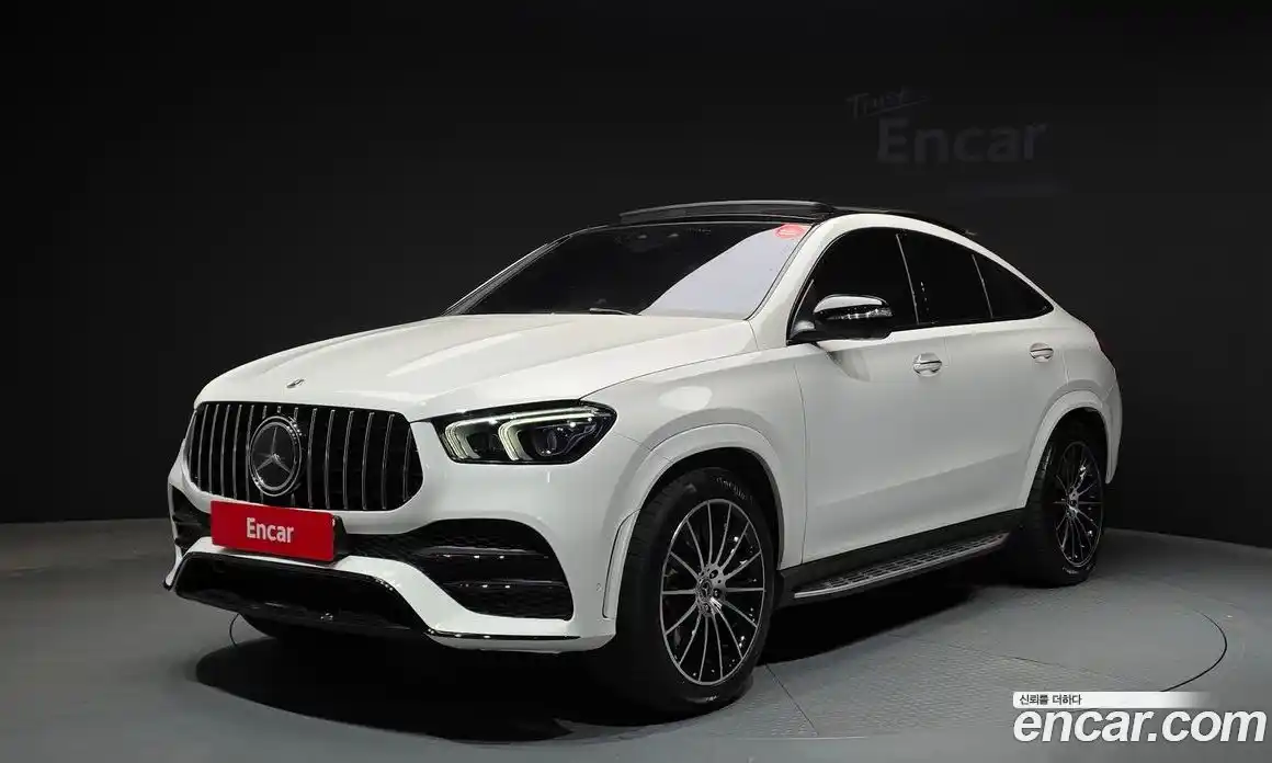 Mercedes-Benz GLE-Class 2022 2.9 автомат (гидро), фото 1