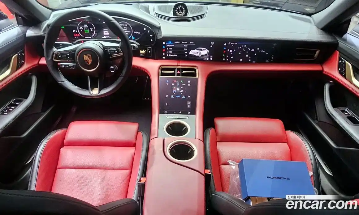 Porsche Taycan 2024 0.1 автомат (гидро), фото 10
