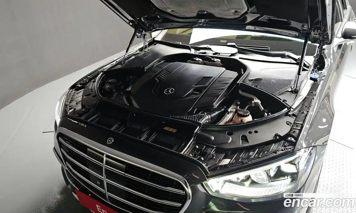 Mercedes-Benz S-Class 2022 4.0 гидро, фото 6