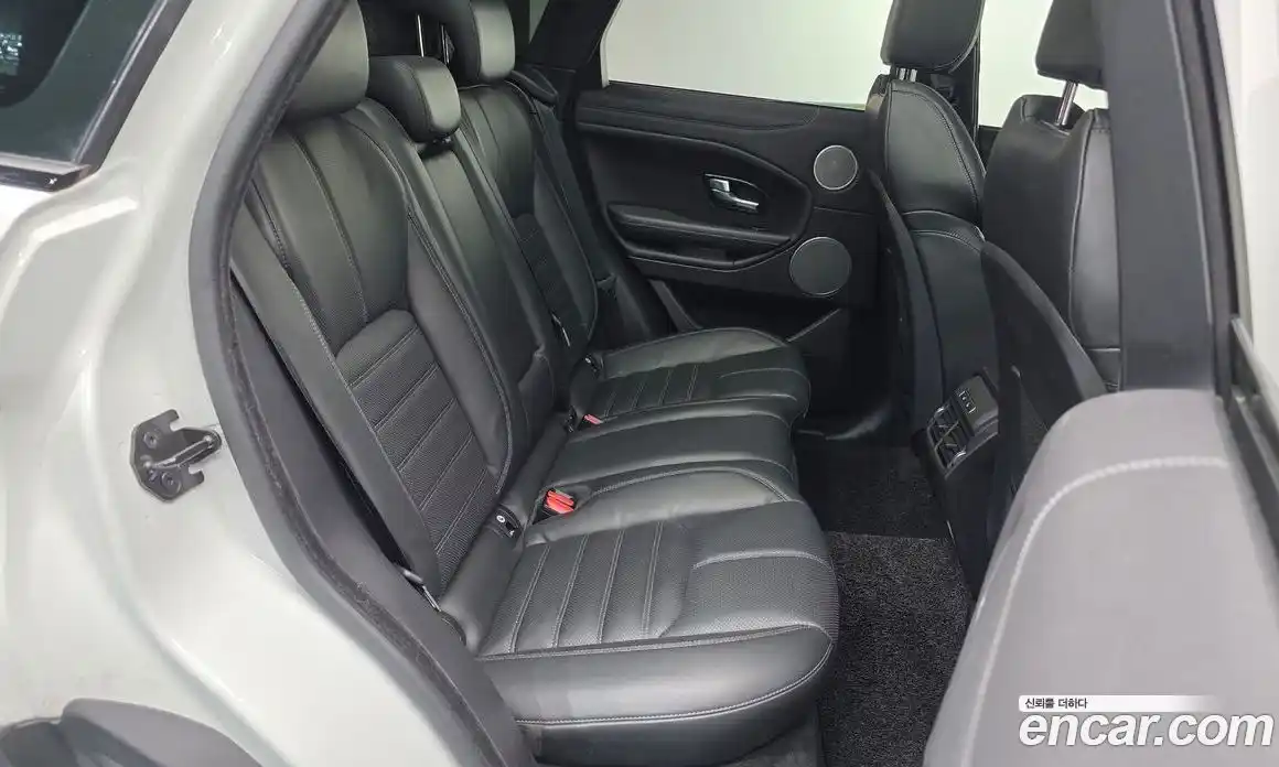 Land Rover Range Rover Evoque 2018 2.0 автомат (гидро), фото 11