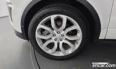 Land Rover Range Rover Evoque 2018 2.0 автомат (гидро), миниатюра 5