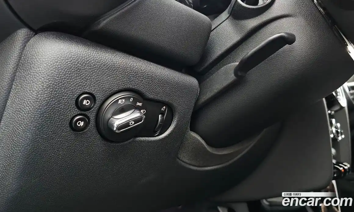 Mini Cooper 2016 2.0 автомат (гидро), фото 18