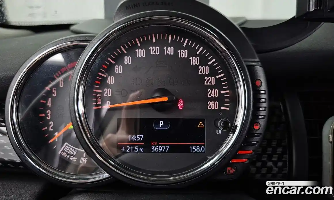 Mini Cooper 2016 2.0 автомат (гидро), фото 8