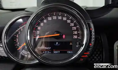 Mini Cooper 2016 2.0 автомат (гидро), миниатюра 8