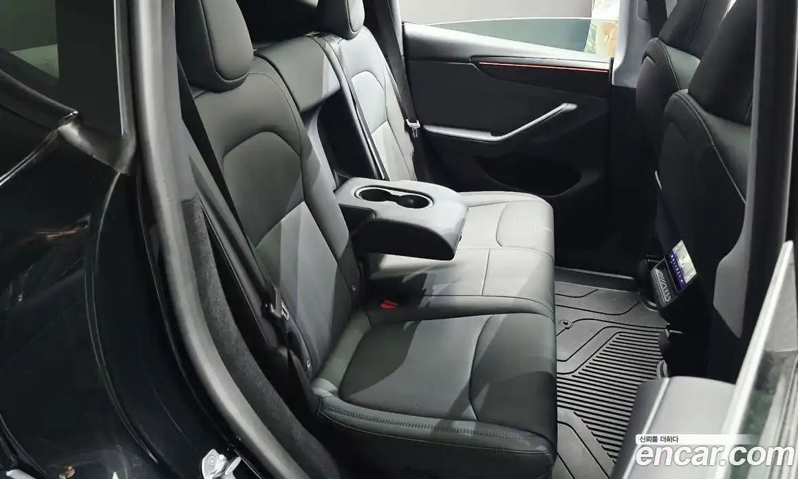 Tesla Model Y 2025 0.2 гидро, фото 16