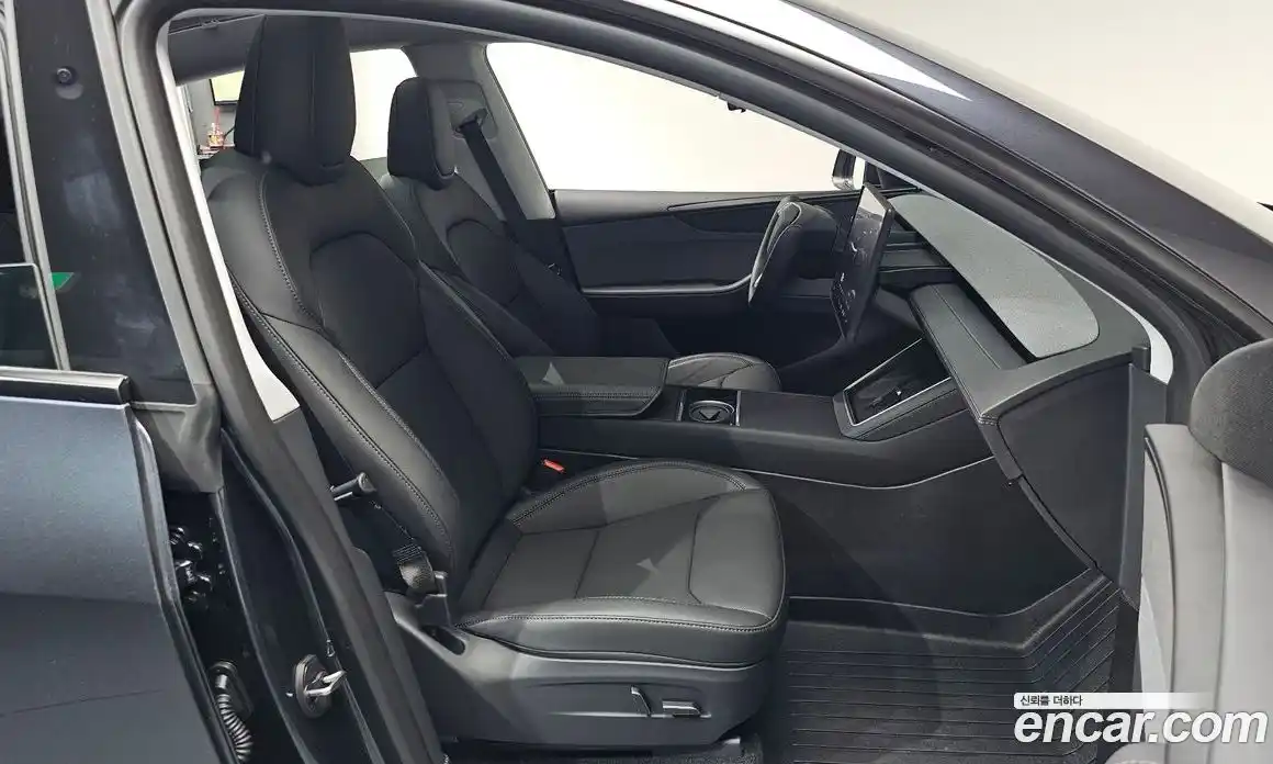 Tesla Model Y 2025 0.2 гидро, фото 15