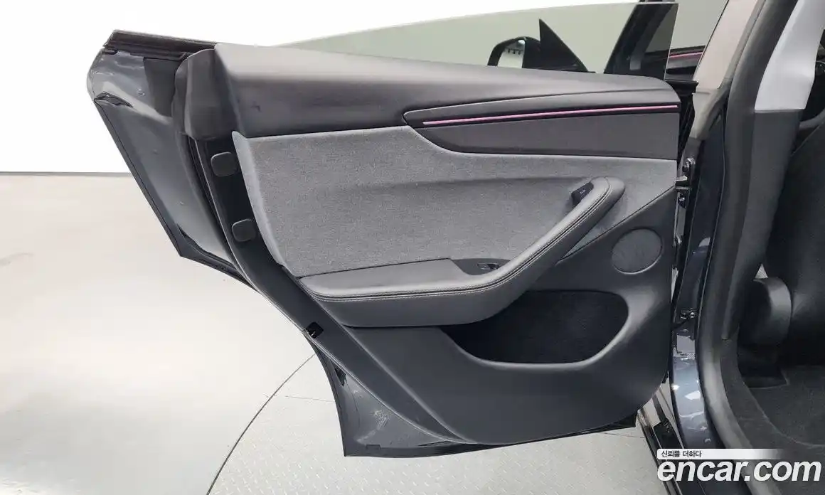 Tesla Model Y 2025 0.2 гидро, фото 15