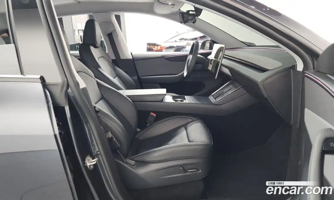 Tesla Model Y 2025 0.2 гидро, фото 16