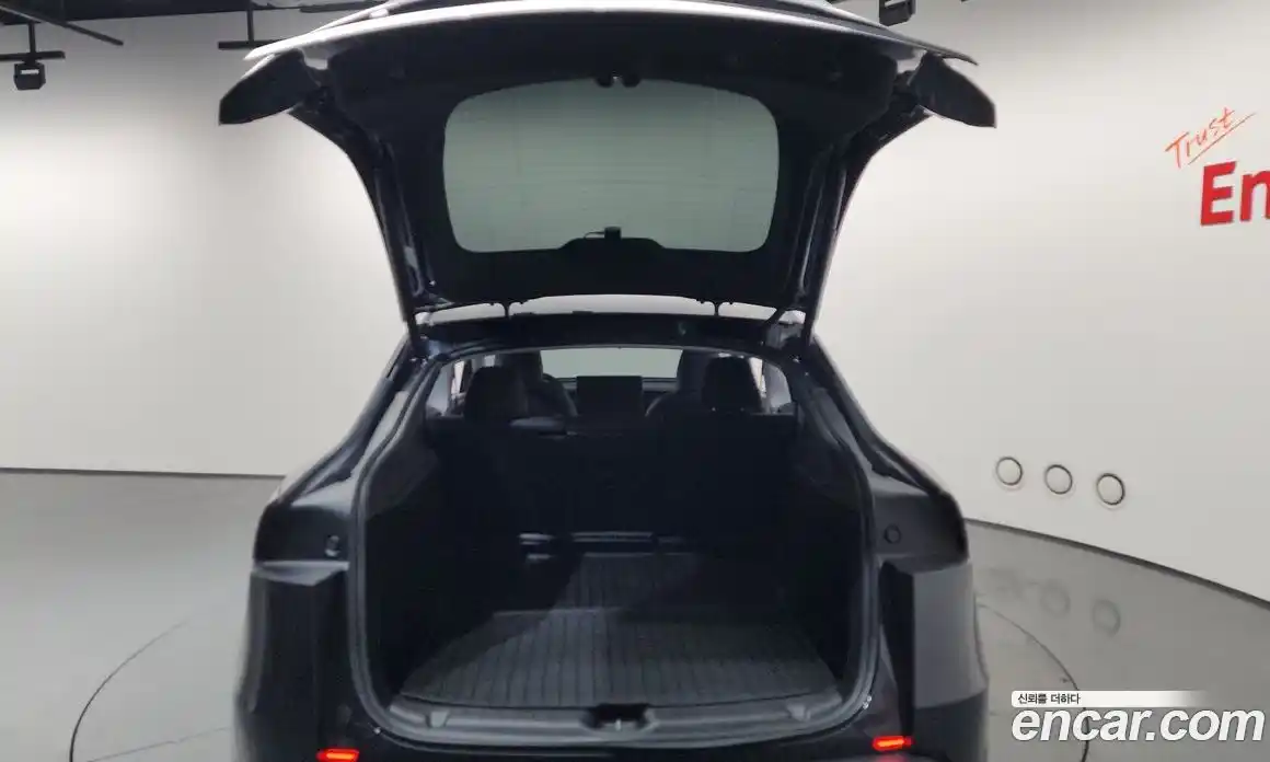 Tesla Model Y 2025 0.2 гидро, фото 23