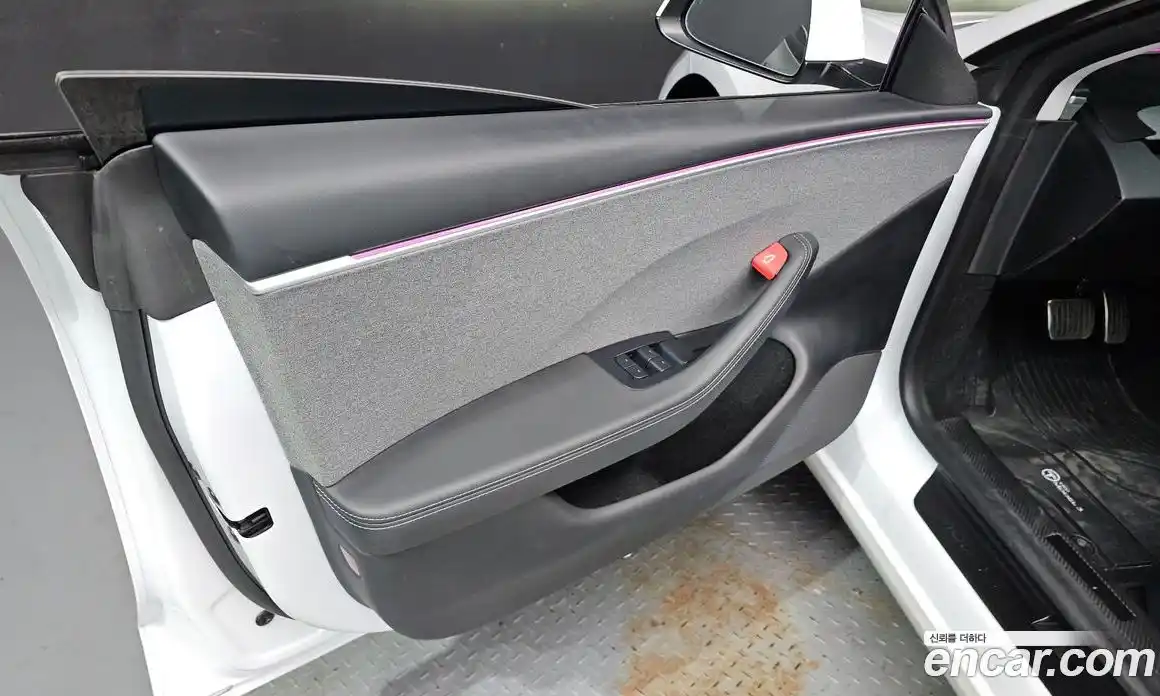 Tesla Model 3 2024 0.2 гидро, фото 14