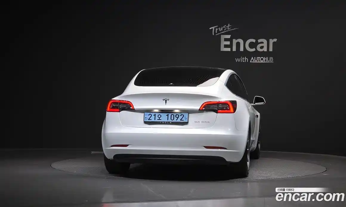 Tesla Model 3 2020 0.2 гидро, фото 4
