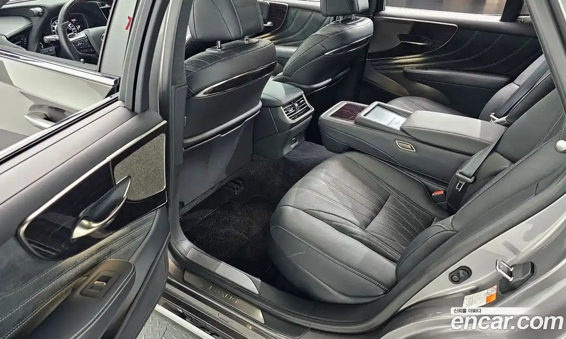 Lexus LS 2023 3.4 гидро, фото 11