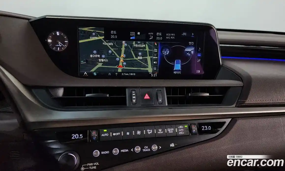Lexus ES 2019 2.5 гидро, фото 18