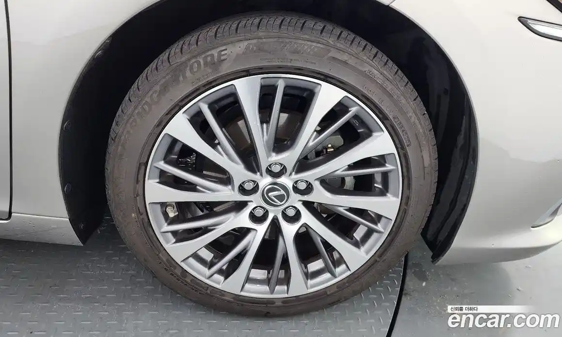 Lexus ES 2019 2.5 гидро, фото 7