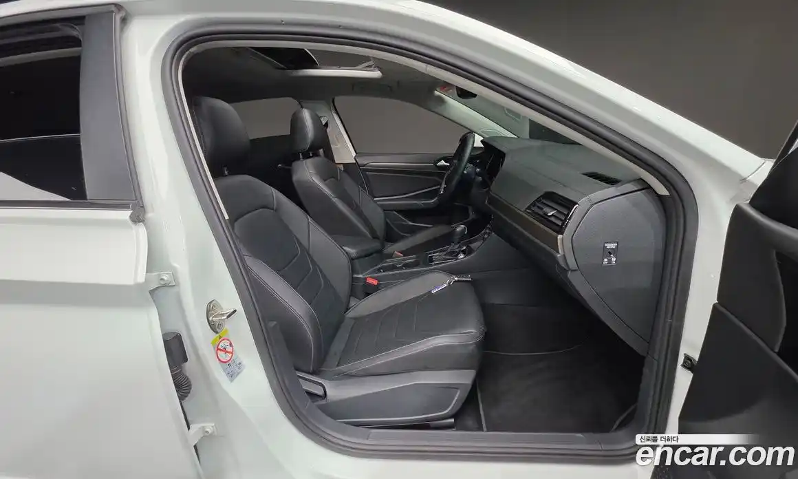 Volkswagen Jetta 2021 1.4 автомат (гидро), фото 13