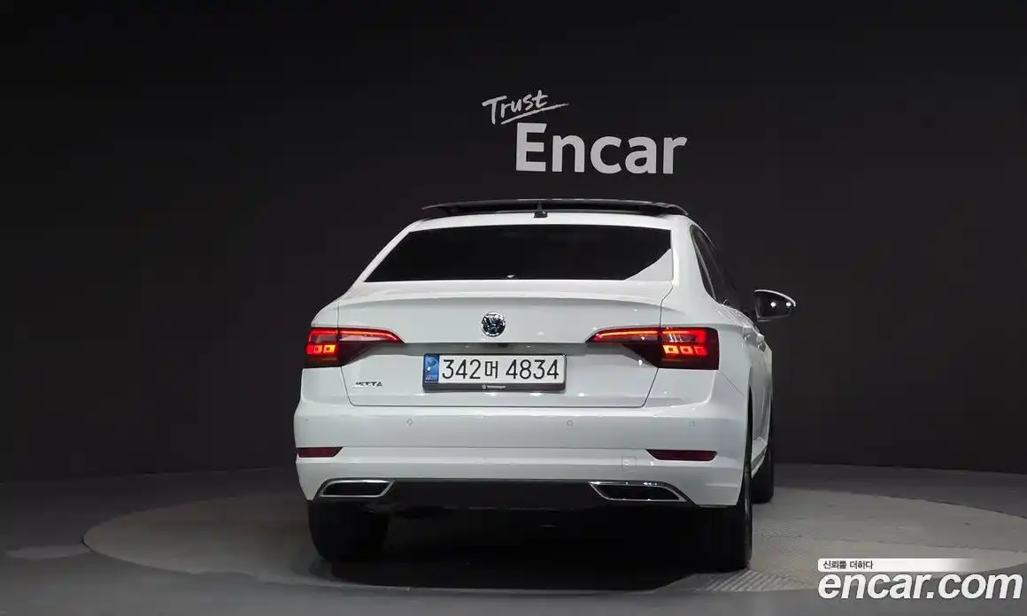 Volkswagen Jetta 2021 1.4 автомат (гидро), фото 4