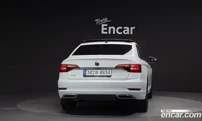 Volkswagen Jetta 2021 1.4 автомат (гидро), миниатюра 4