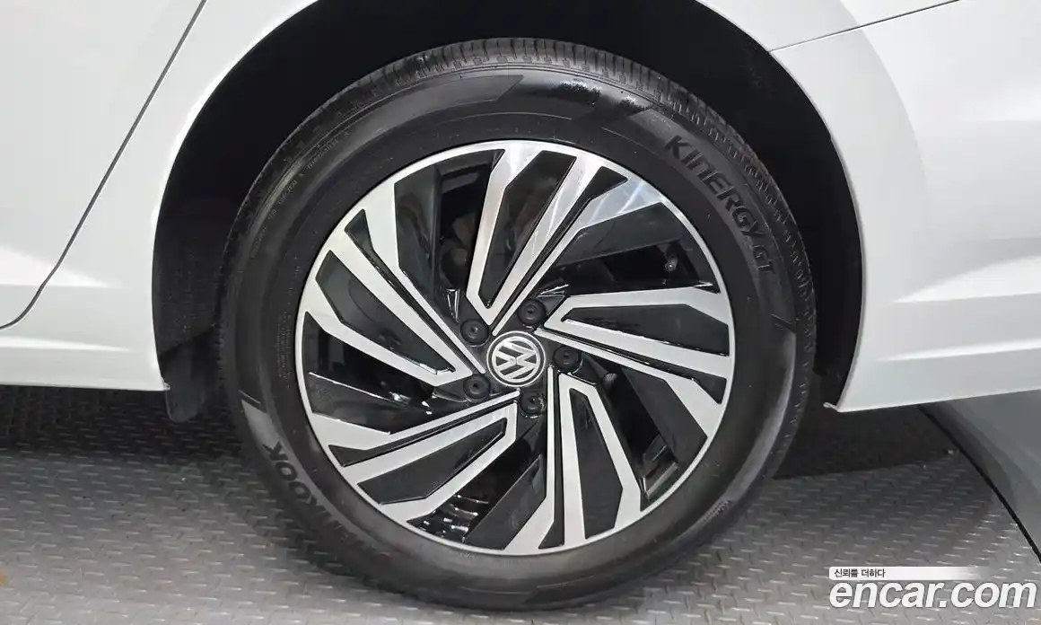 Volkswagen Jetta 2021 1.4 автомат (гидро), фото 7