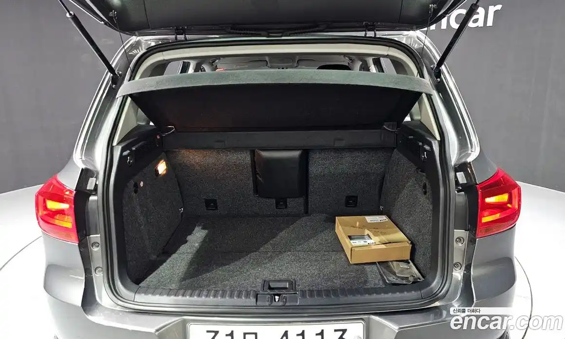 Volkswagen Tiguan 2013 2.0 автомат (гидро), фото 15
