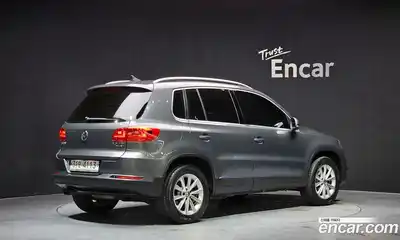 Volkswagen Tiguan 2013 2.0 автомат (гидро), миниатюра 2