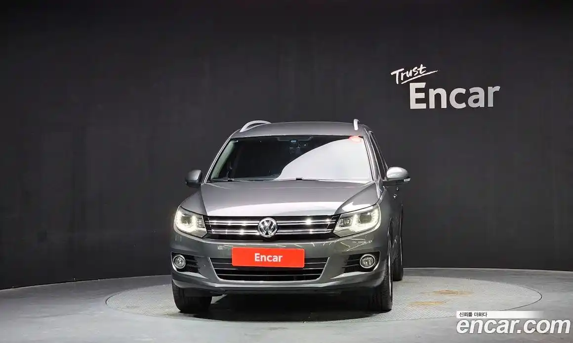 Volkswagen Tiguan 2013 2.0 автомат (гидро), фото 3