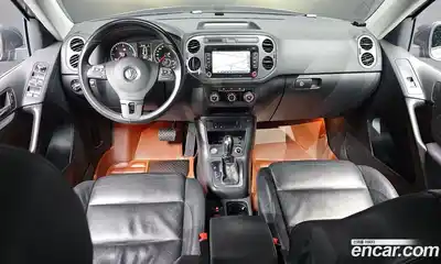 Volkswagen Tiguan 2013 2.0 автомат (гидро), миниатюра 7