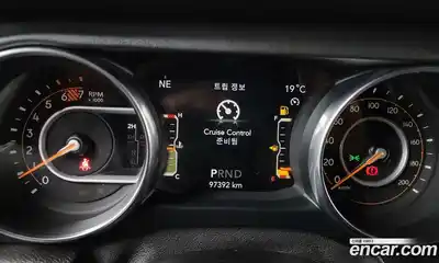 Jeep Wrangler 2019 2.0 автомат (гидро), миниатюра 11