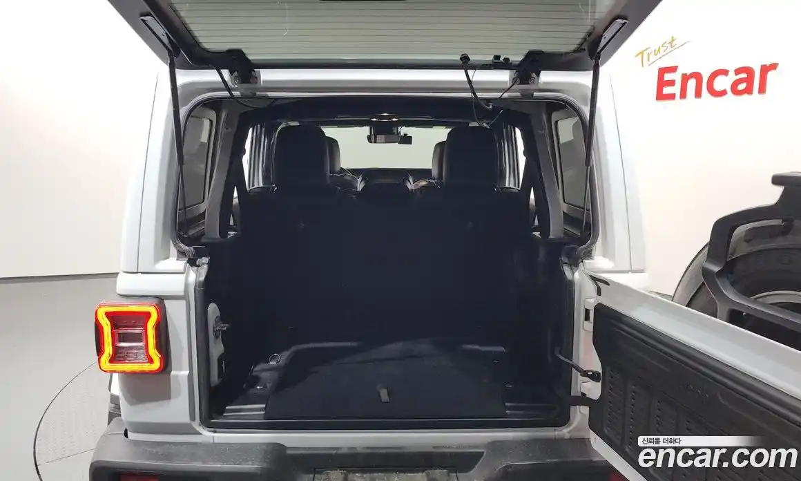 Jeep Wrangler 2019 2.0 автомат (гидро), фото 24