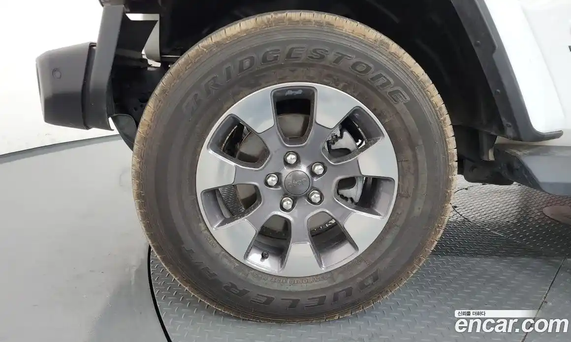 Jeep Wrangler 2019 2.0 автомат (гидро), фото 5