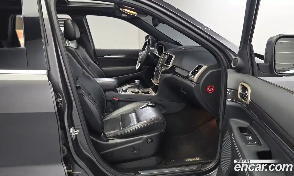 Jeep Cherokee 2014 3.0 автомат (гидро), фото 12