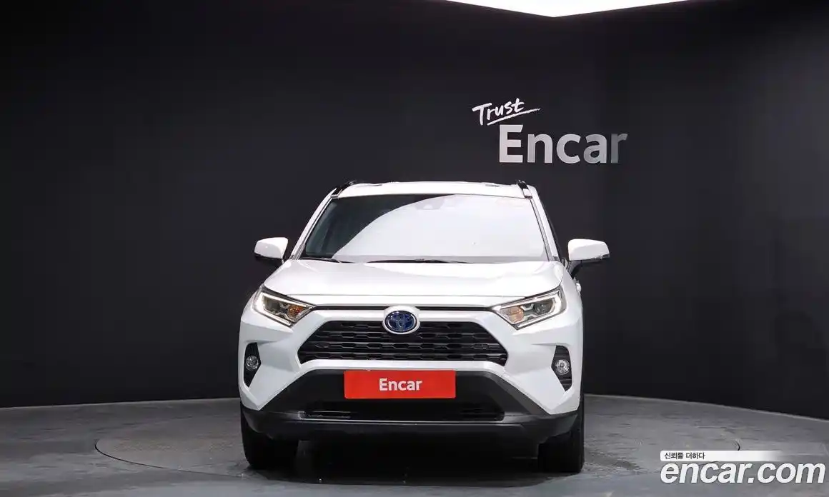 Toyota RAV4 2021 2.5 гидро, фото 2