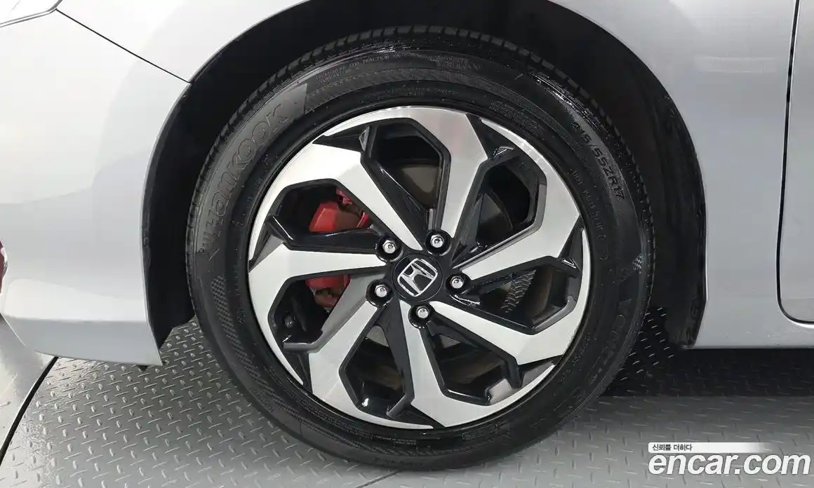 Honda Accord 2017 2.4 автомат (гидро), фото 5