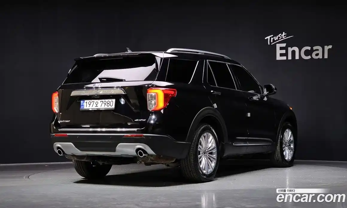 Ford Explorer 2022 2.3 автомат (гидро), фото 2