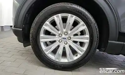 Ford Explorer 2022 2.3 автомат (гидро), миниатюра 5