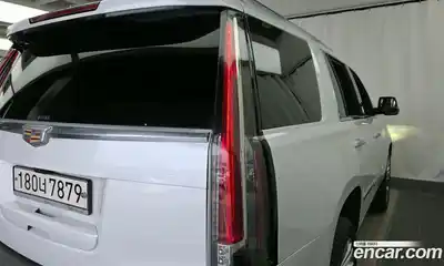 Cadillac Escalade 2020 6.2 гидро, миниатюра 9