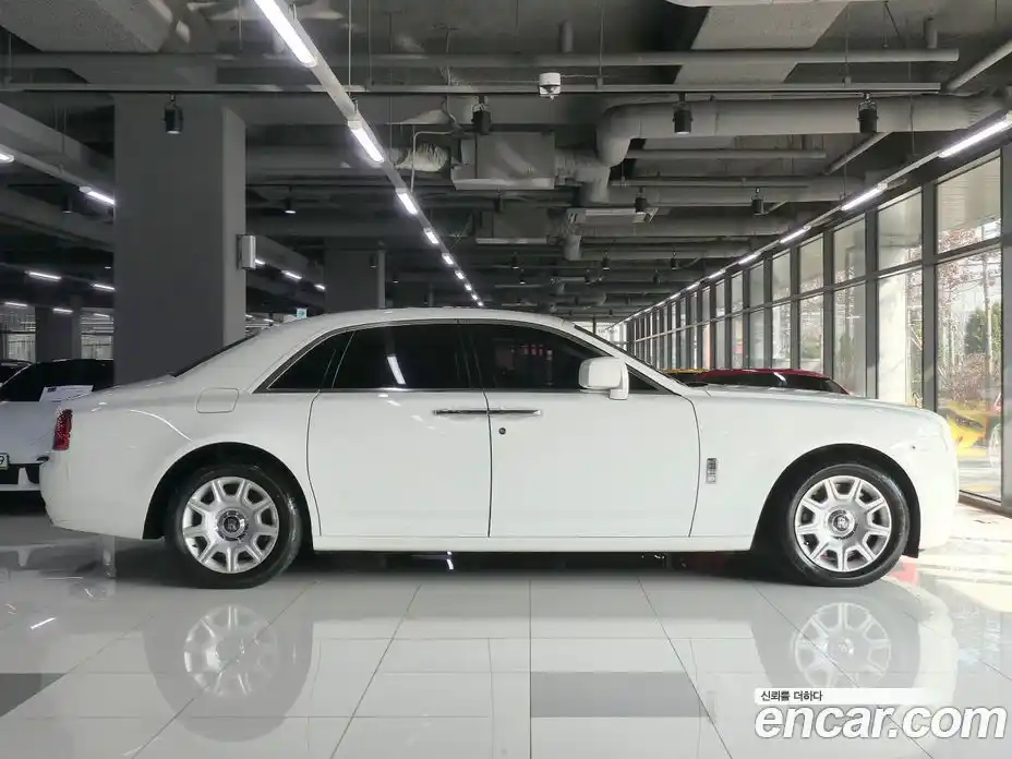 Rolls-Royce Ghost 2011 6.6 гидро, фото 2