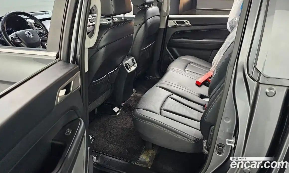 SsangYong Rexton 2019 2.2 автомат (гидро), фото 12