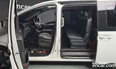 Hyundai Staria 2024 2.2 автомат (гидро), миниатюра 10
