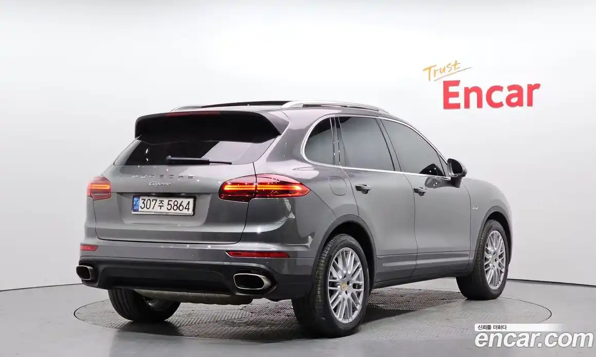 Porsche Cayenne 2016 3.0 автомат (гидро), фото 2