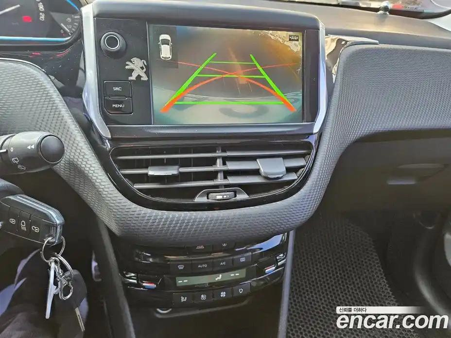 Peugeot 2008 2015 1.6 автомат (гидро), фото 19