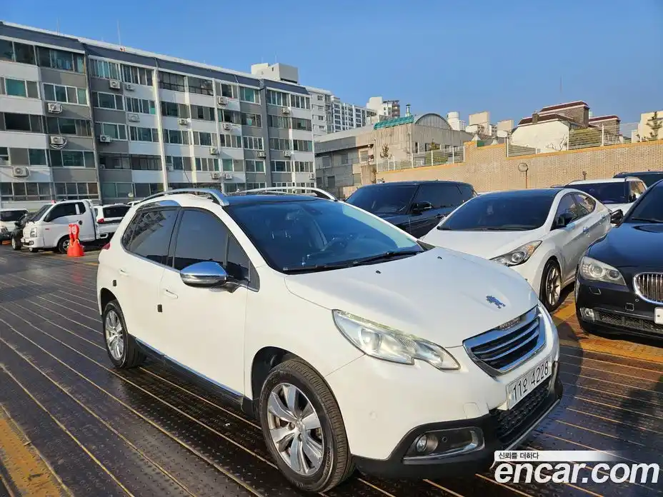 Peugeot 2008 2015 1.6 автомат (гидро), фото 2