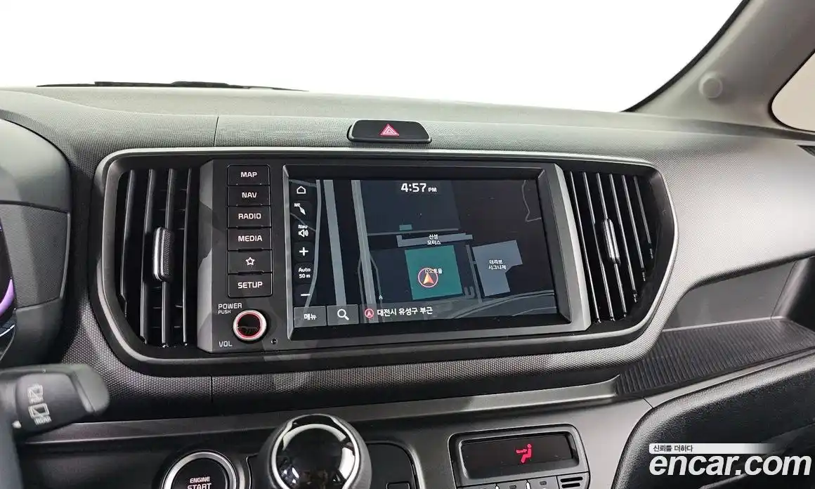 Kia Ray 2023 1.0 автомат (гидро), фото 17