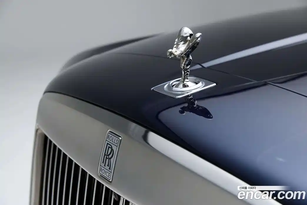 Rolls-Royce Cullinan 2022 6.7 гидро, фото 17