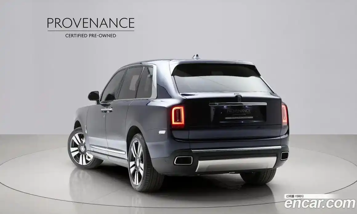 Rolls-Royce Cullinan 2022 6.7 гидро, фото 3