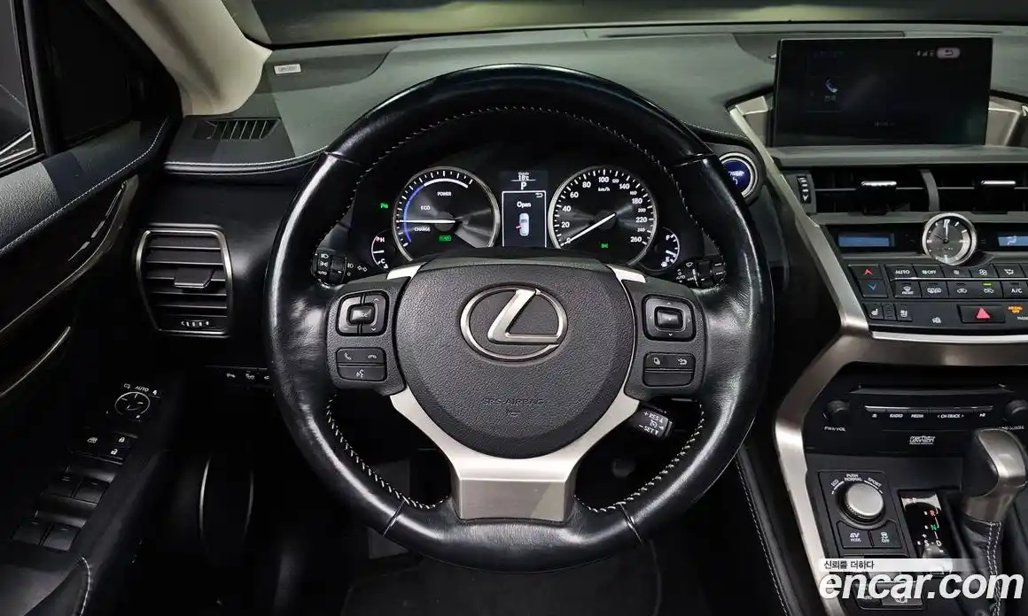 Lexus NX 2016 2.5 гидро, фото 13