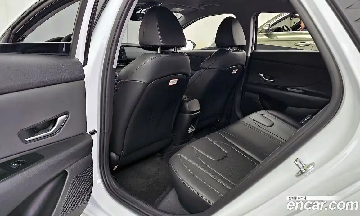 Hyundai Avante 2025 1.6 автомат (гидро), фото 16
