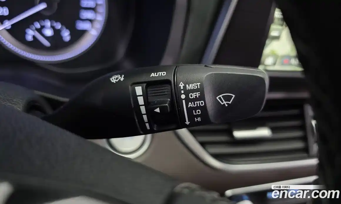 Hyundai Grandeur 2017 2.4 автомат (гидро), фото 18