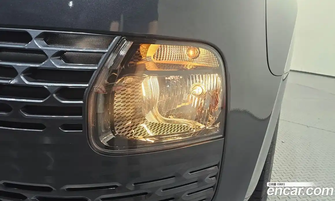 Hyundai Staria 2023 2.2 автомат (гидро), фото 8