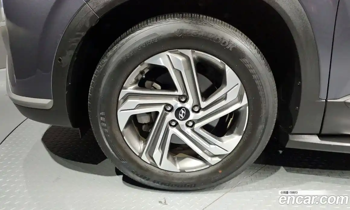 Hyundai Santa Fe 2020 2.2 автомат (гидро), фото 5