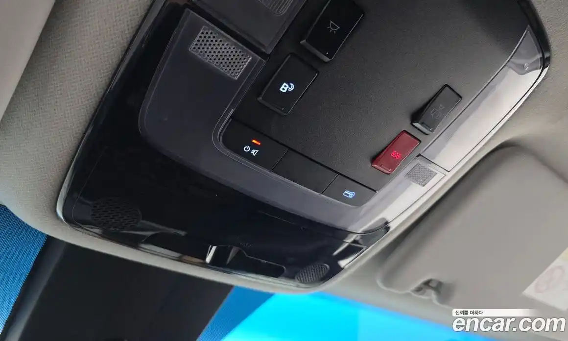 Hyundai Staria 2022 2.2 автомат (гидро), фото 18